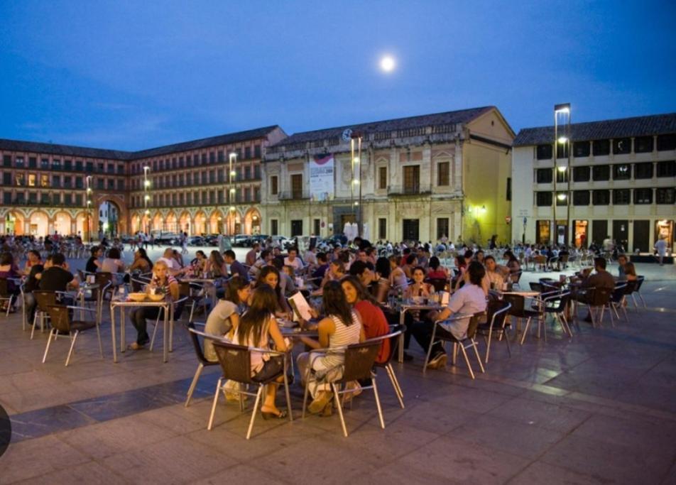 Plaza Mayor 2 Dormitorios Cordoba Exterior photo